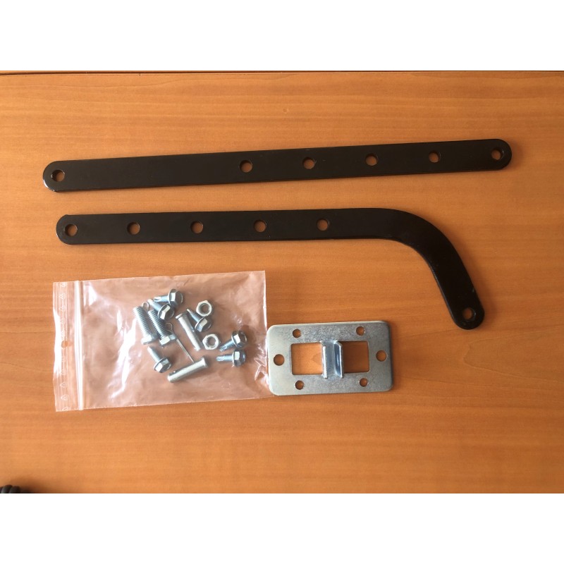 Attache moteur universel avec bras moteur